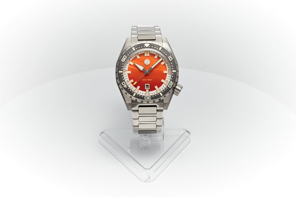 Thresher 44mm 'Agate'