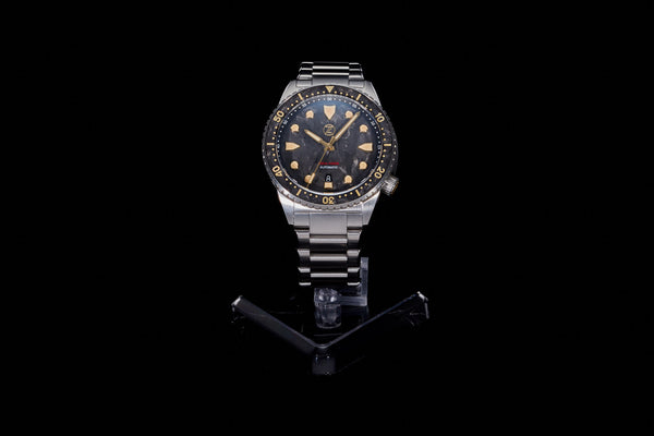 Great White V2 300m 'Forged Carbon'